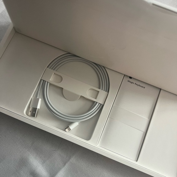 Apple Wireless Keyboard - Picture 9 of 10